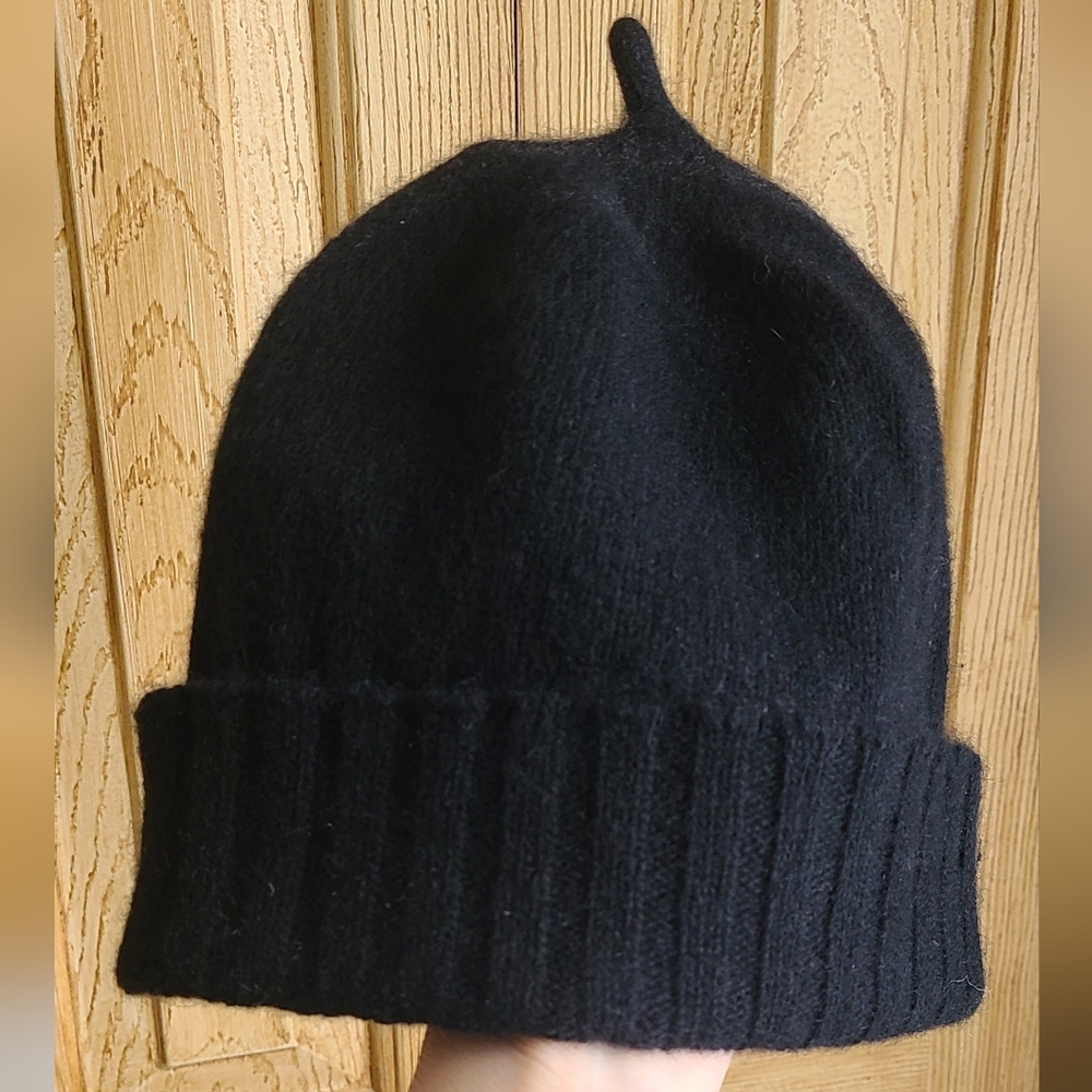 Twik Black Knit Cuffed Beanie - Picture 4 of 5
